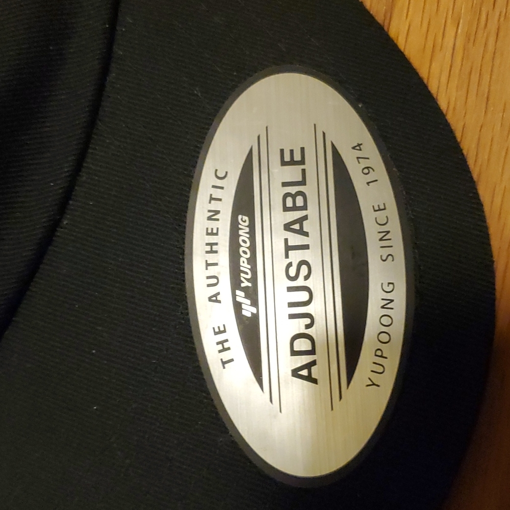 Volcom Hat - Picture 6 of 7